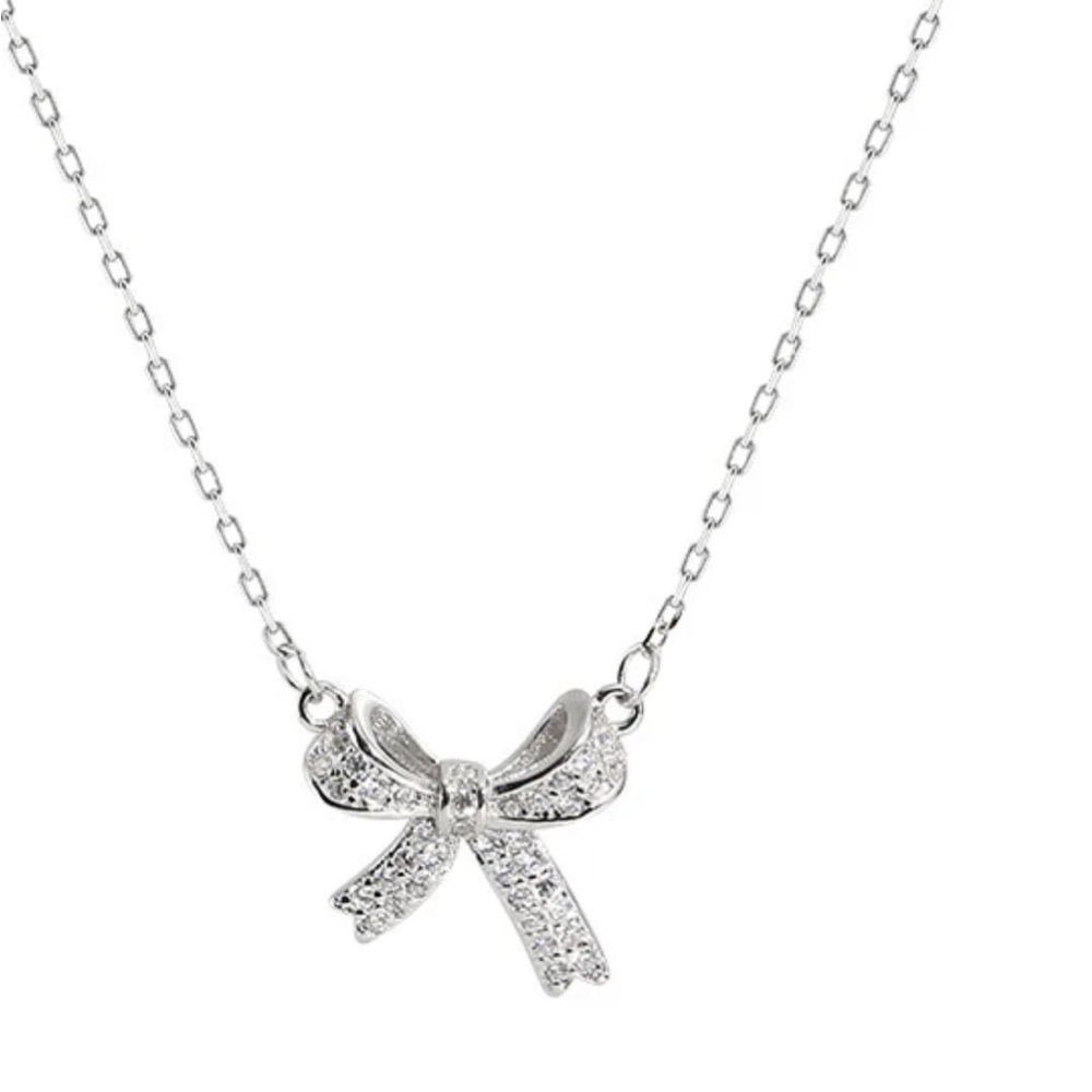 ANDREA RIBBON PENDANT